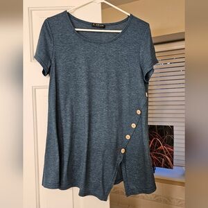 U DEAR Diagonal Embelished Top. Women's sz S